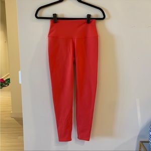 Alo airbrush leggings, red hot summer XS, never worn